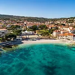 Hébergement de vacances Nora - Charme Holidays Sutivan