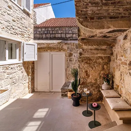 Dom wakacyjny Nora - Charme Holidays