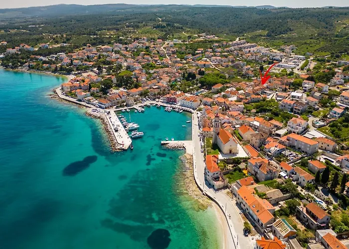 Nora - Charme Holidays * Sutivan